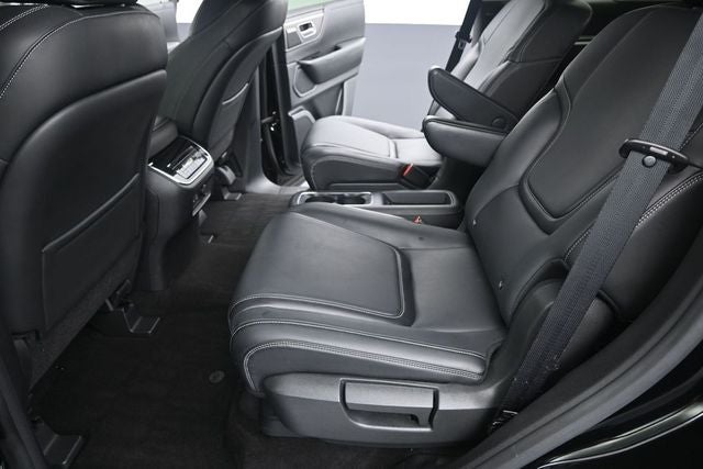 2025 INFINITI QX80 PURE