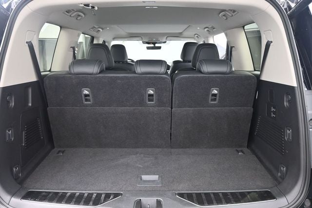 2025 INFINITI QX80 PURE