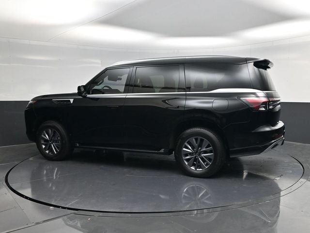 2025 INFINITI QX80 PURE