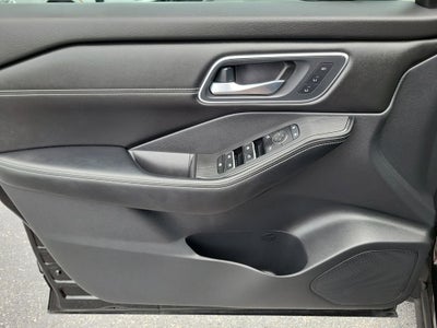 2024 Nissan Rogue Platinum