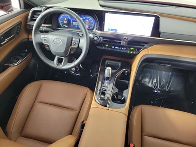 2025 Toyota Crown Signia XLE