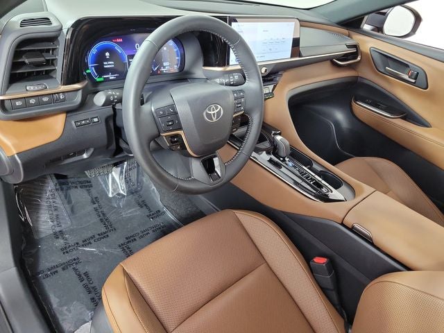 2025 Toyota Crown Signia XLE