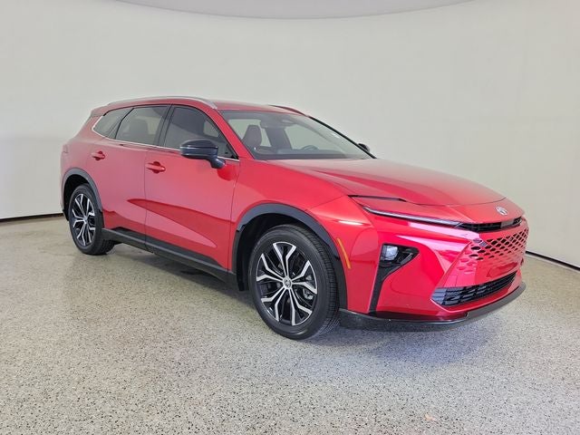 2025 Toyota Crown Signia XLE