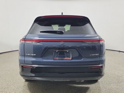 2025 Toyota Crown Signia Limited