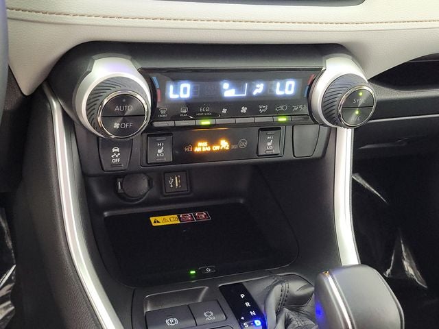 2025 Toyota RAV4 Hybrid XLE Premium