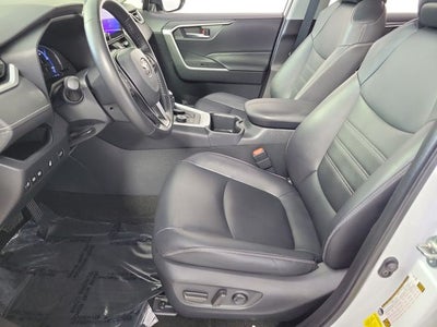 2025 Toyota RAV4 Hybrid XLE Premium