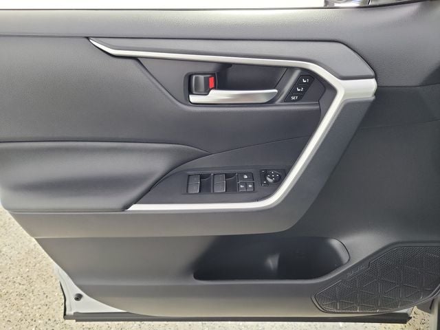 2025 Toyota RAV4 Hybrid XLE Premium