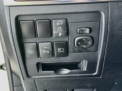 2020 Toyota Land Cruiser Heritage Edition