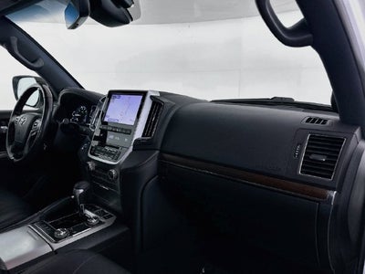 2020 Toyota Land Cruiser Heritage Edition