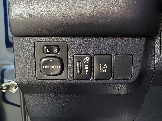 2018 Toyota RAV4 Hybrid SE