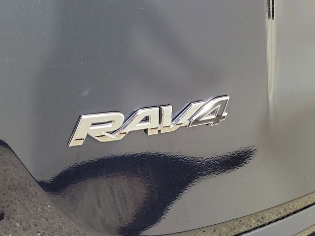 2018 Toyota RAV4 Hybrid SE