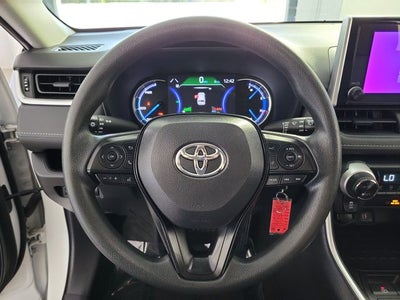 2025 Toyota RAV4 Hybrid LE