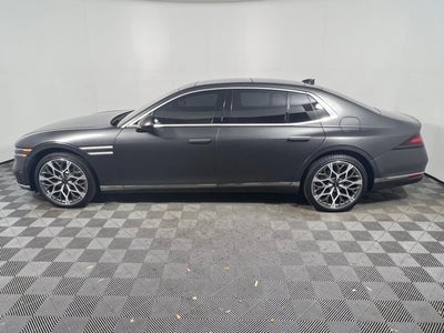 2023 Genesis G90 e-SC