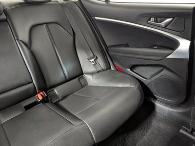 2023 Genesis G70 2.0T RWD