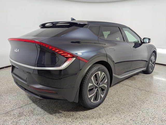 2024 Kia EV6 Light Long Range RWD