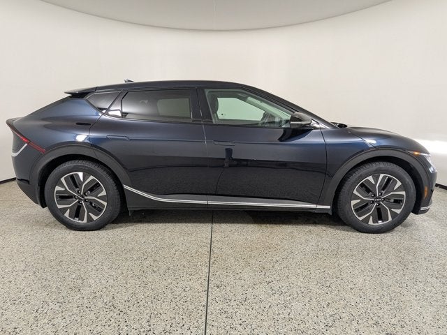 2024 Kia EV6 Light Long Range RWD
