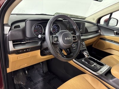 2023 Kia Carnival LX