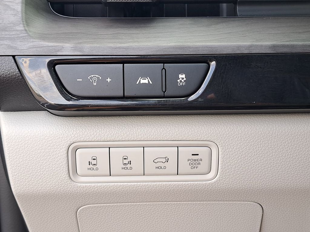 2024 Kia Carnival EX