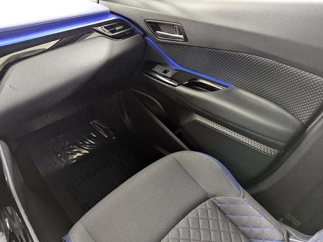 2021 Toyota C-HR XLE FWD