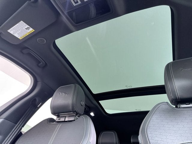 2026 Jaguar F-PACE R-Dynamic S