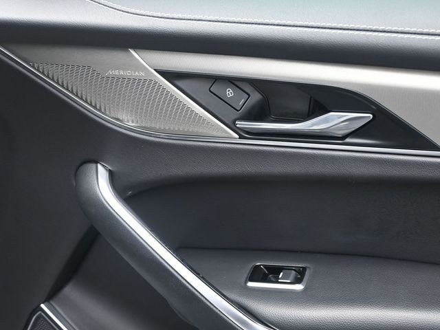 2025 Jaguar F-PACE P250 R-Dynamic S