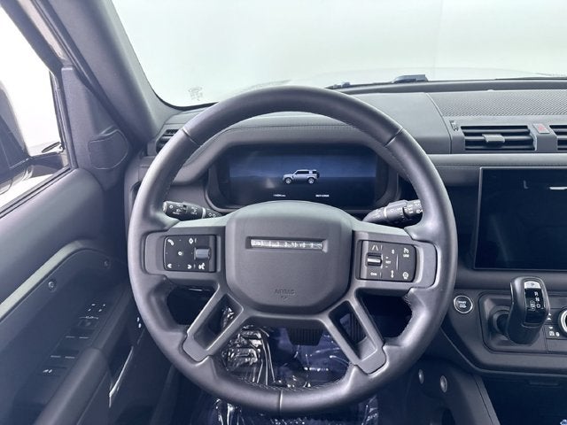 2025 Land Rover Defender X-Dynamic SE