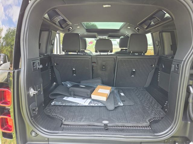 2025 Land Rover Defender S