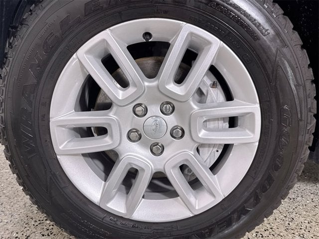 2023 Land Rover Defender S