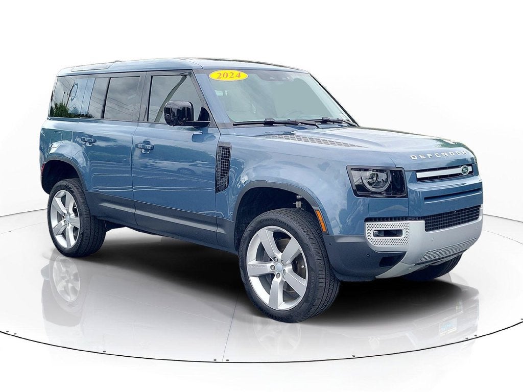 2024 Land Rover Defender SE