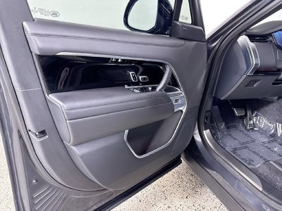 2023 Land Rover Range Rover SE