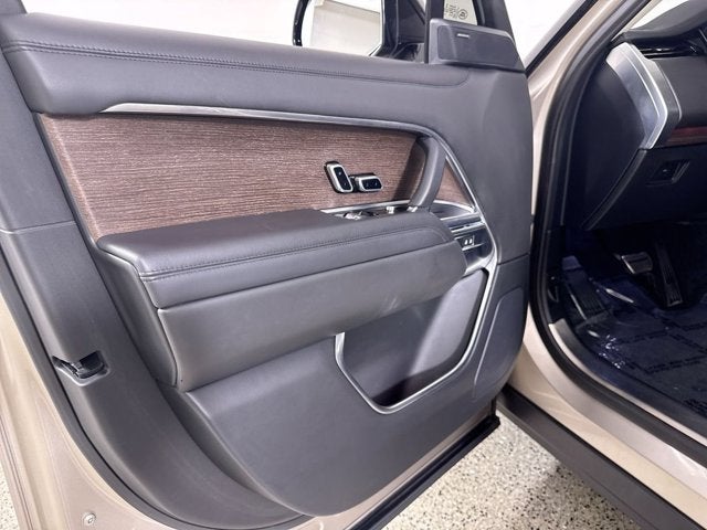 2023 Land Rover Range Rover SE