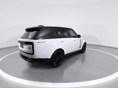 2023 Land Rover Range Rover SE