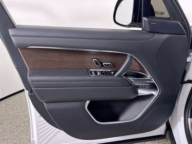 2024 Land Rover Range Rover SE