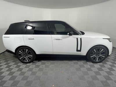 2023 Land Rover Range Rover SE