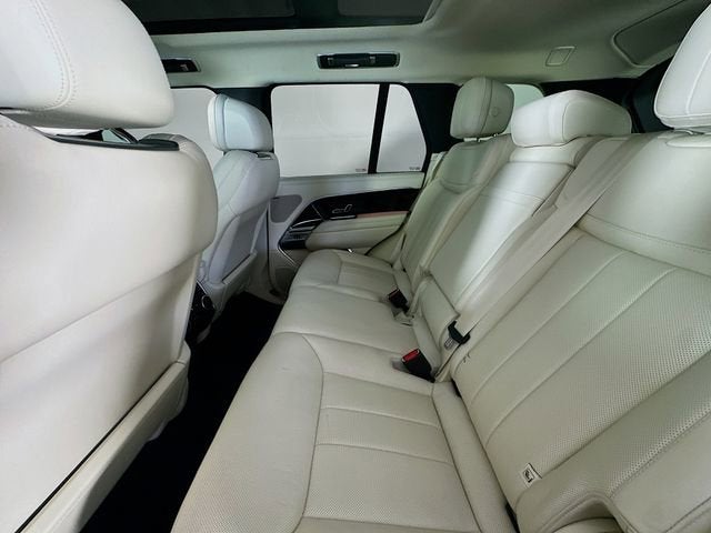 2023 Land Rover Range Rover SE