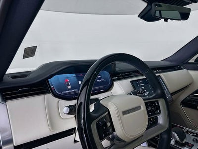 2023 Land Rover Range Rover SE
