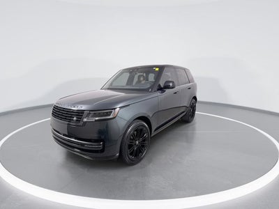 2025 Land Rover Range Rover SE
