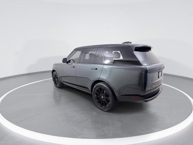 2025 Land Rover Range Rover SE