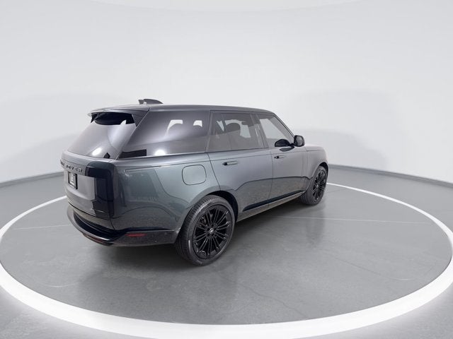 2025 Land Rover Range Rover SE