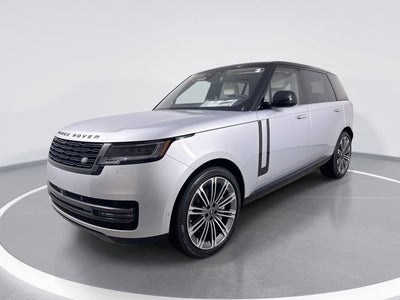 2025 Land Rover Range Rover SE