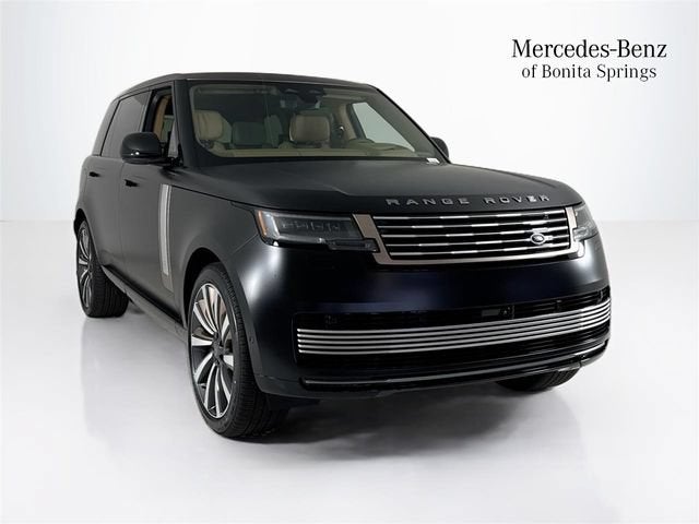 2026 Land Rover Range Rover SV