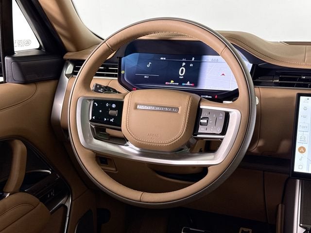 2026 Land Rover Range Rover SV