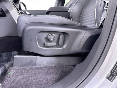 2024 Land Rover Discovery Dynamic SE