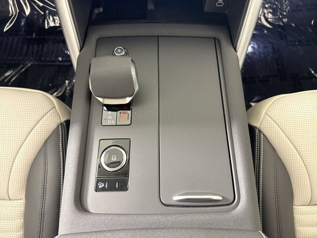 2025 Land Rover Discovery Dynamic SE
