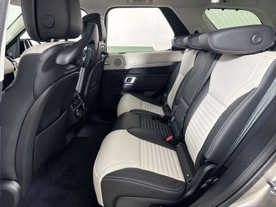 2025 Land Rover Discovery Dynamic SE