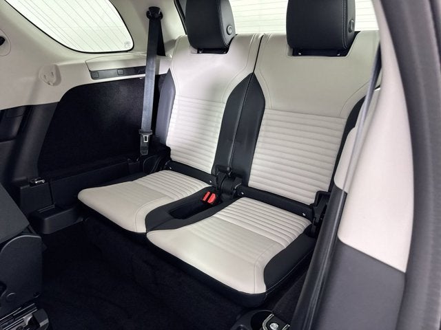 2025 Land Rover Discovery Dynamic SE