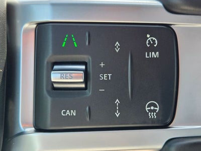 2023 Land Rover Discovery Metropolitan Edition