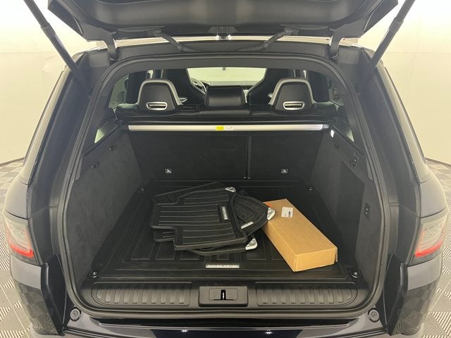 2022 Land Rover Range Rover Sport V8 Supercharged SVR