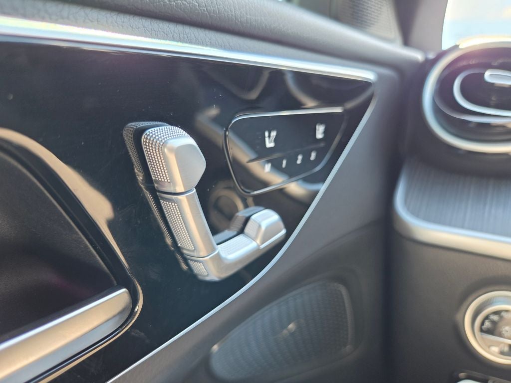 2026 Mercedes-Benz C 300 C 300