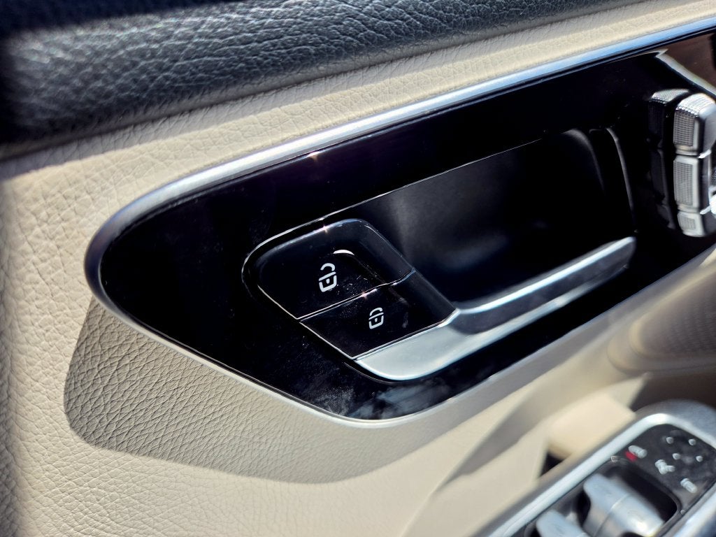 2023 Mercedes-Benz C 300 C 300